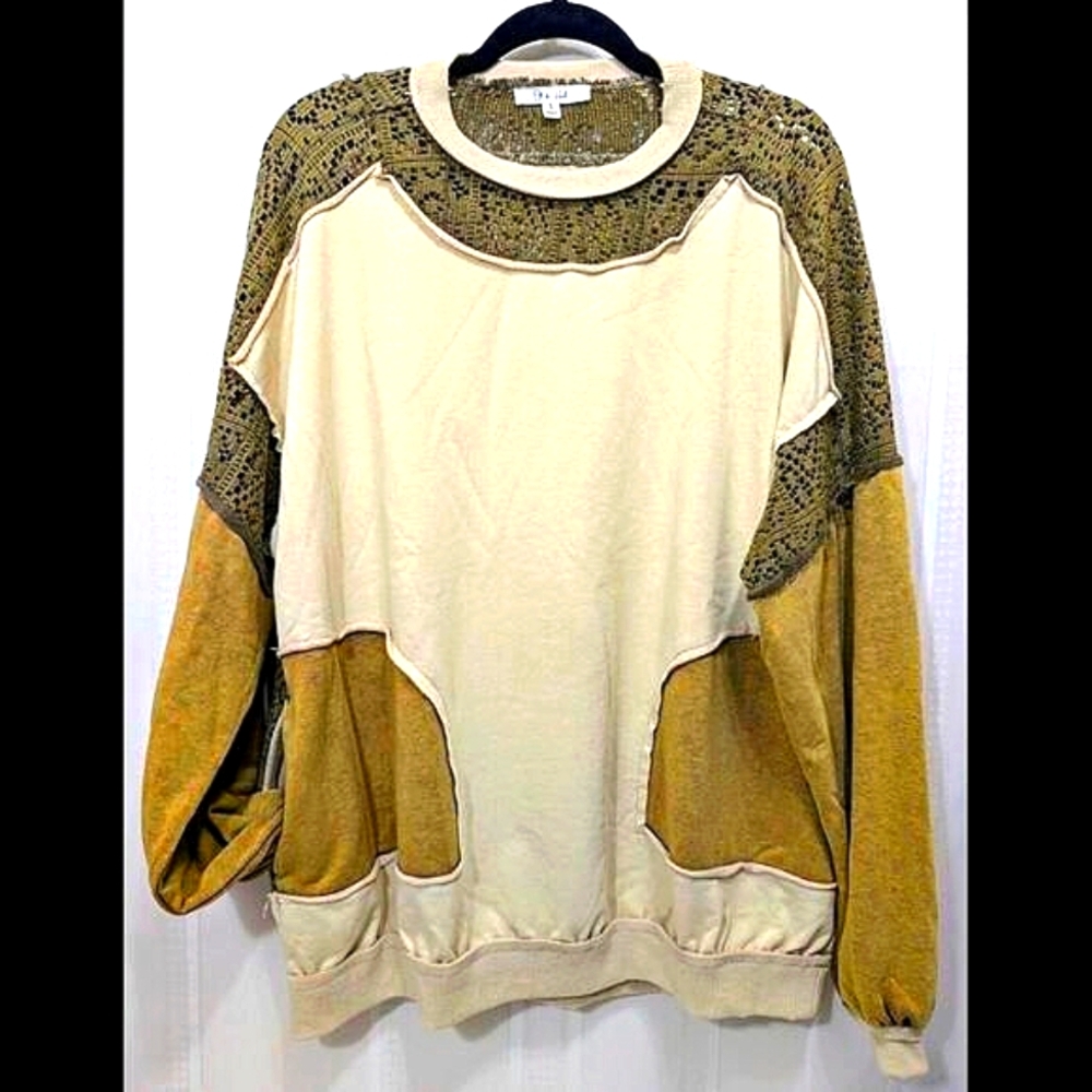 Oli & Hali Eyelet Lace Patchwork Sweatshirt S Oversized Pullover Boho Festival